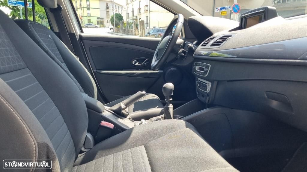 Renault Mégane Sport Tourer - 15