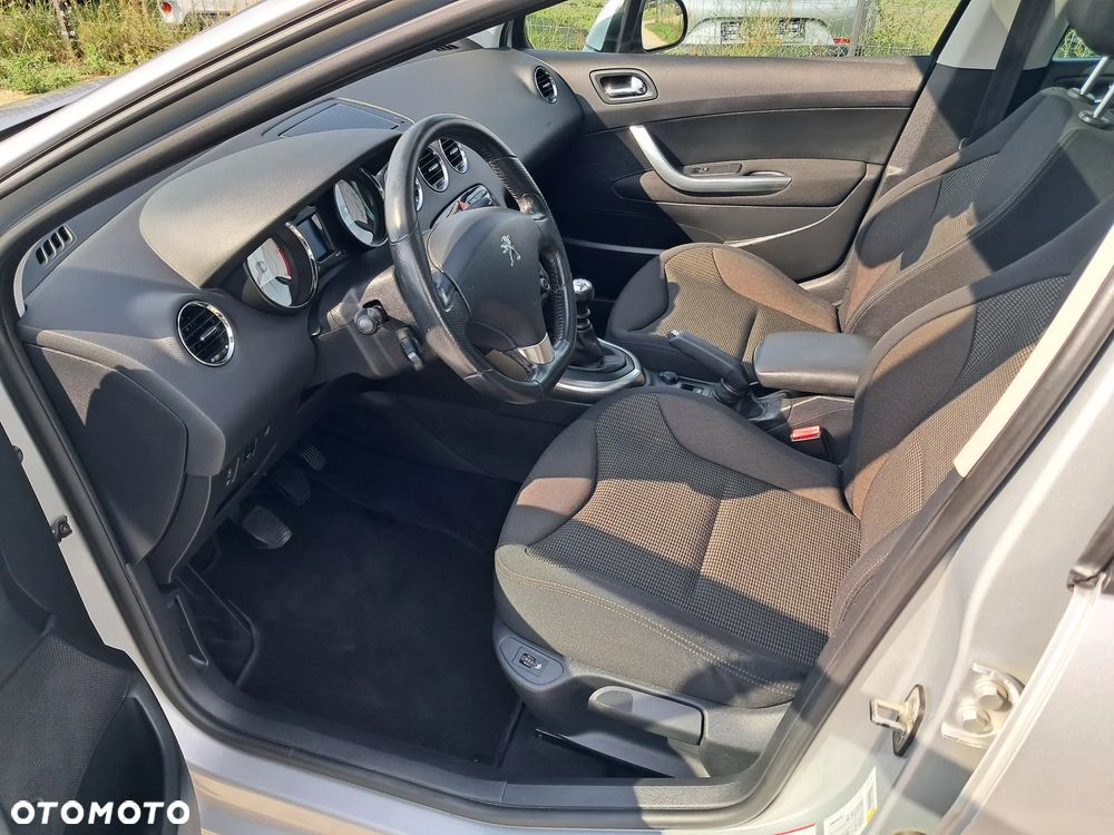 Peugeot 308 e-HDi FAP 115 Stop&Start Business Line Niveau 1 - 15