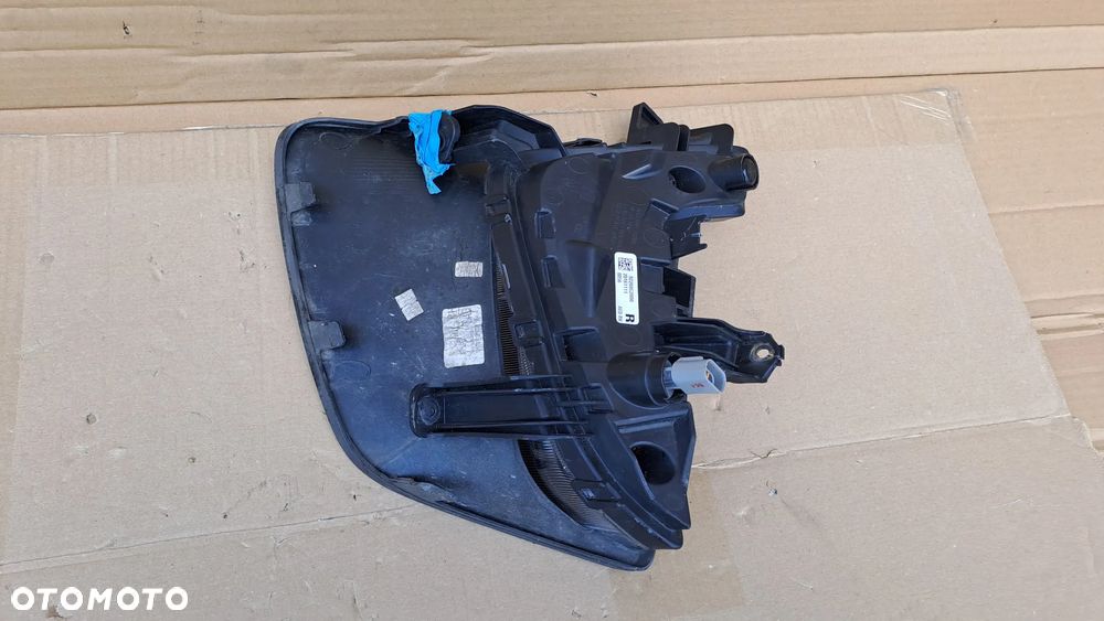 HYUNDAI IONIQ PRAWA LAMPA LED DRL Z KRATKĄ 92208G2000 - 3