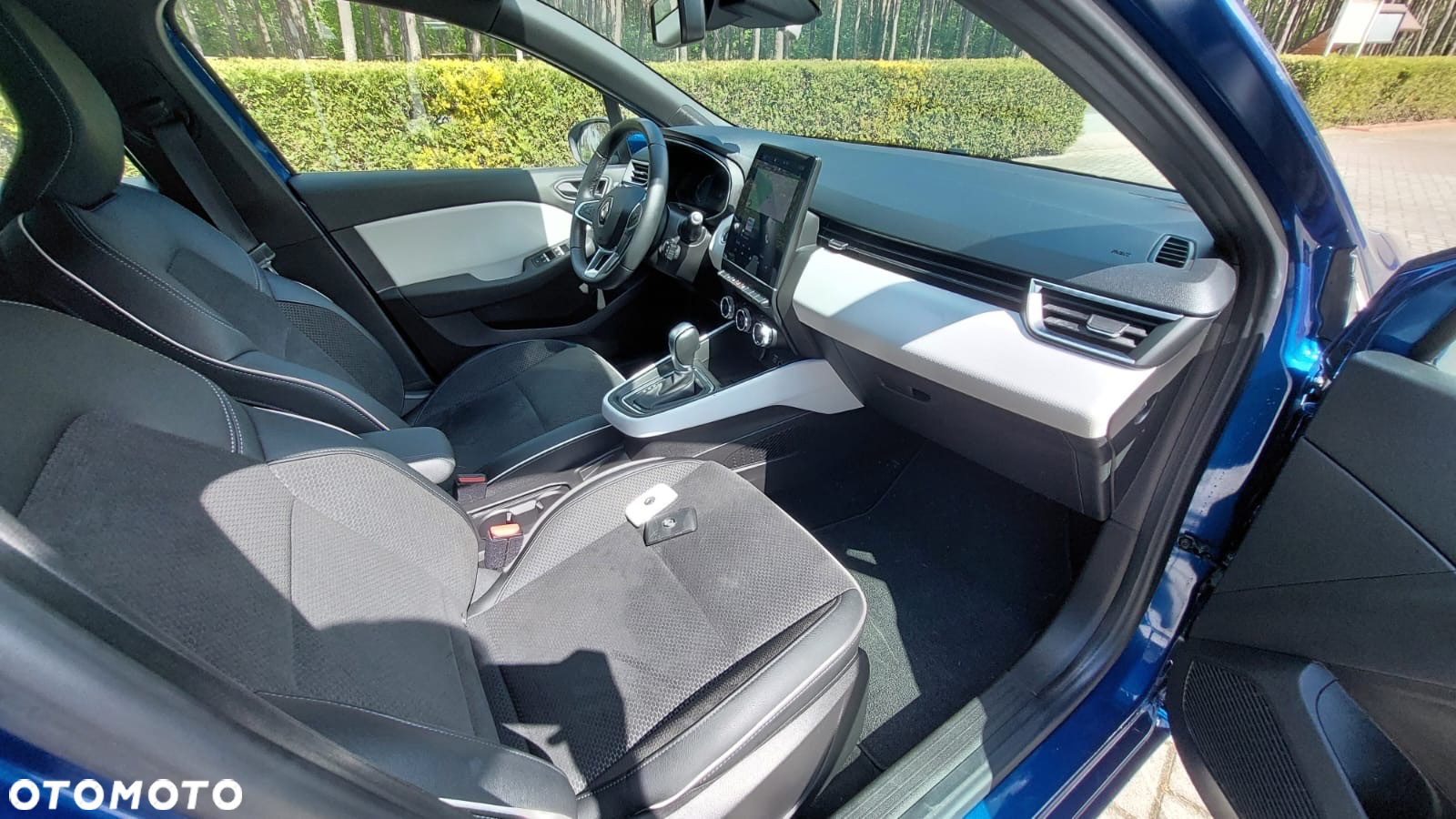 Renault Clio 1.6 E-TECH Intens - 21