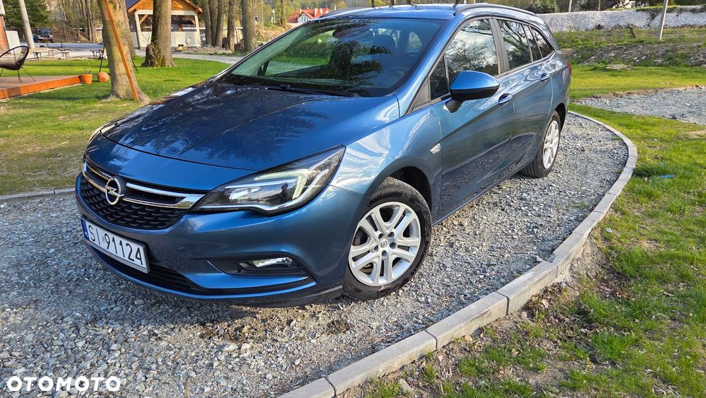 Opel Astra 1.6 CDTI Dynamic S&S - 1