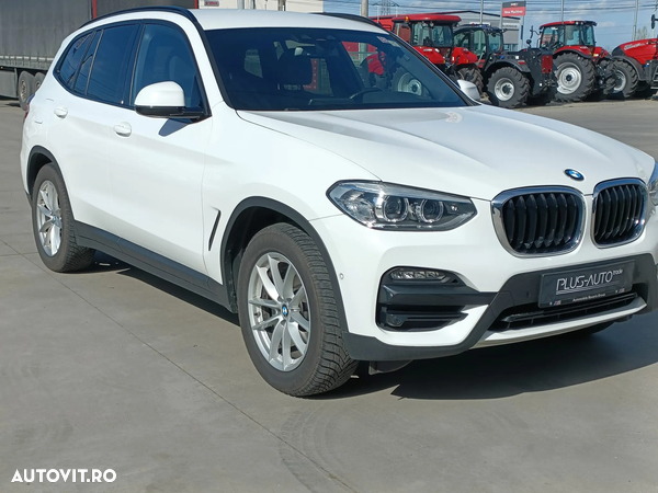 BMW X3 xDrive20i AT Advantage