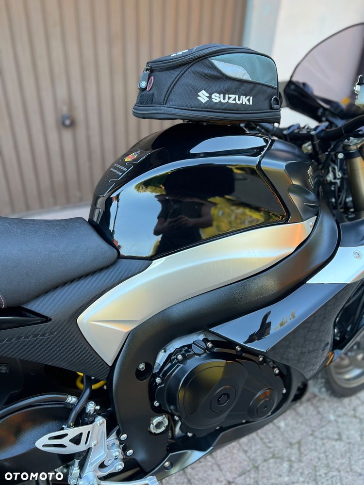 Suzuki GSX-R - 12