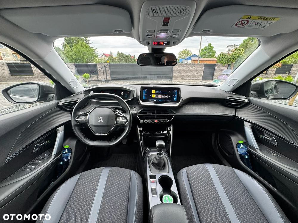 Peugeot 2008 PureTech 130 Allure - 15