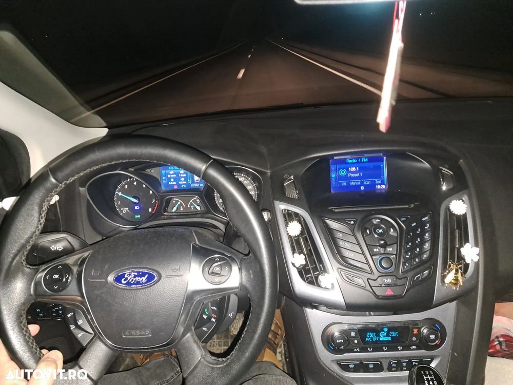 Ford Focus - 9