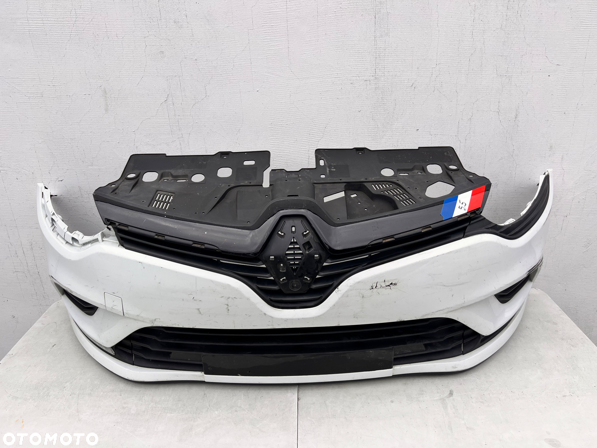 ZDERZAK PRZEDNI RENAULT CLIO IV LIFT 16- ORYGINAŁ - 2