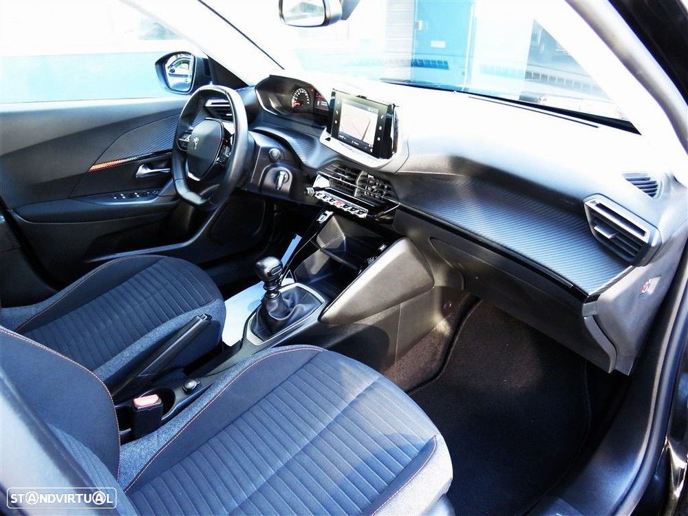 Peugeot 2008 1.2 PureTech Active Pack - 11