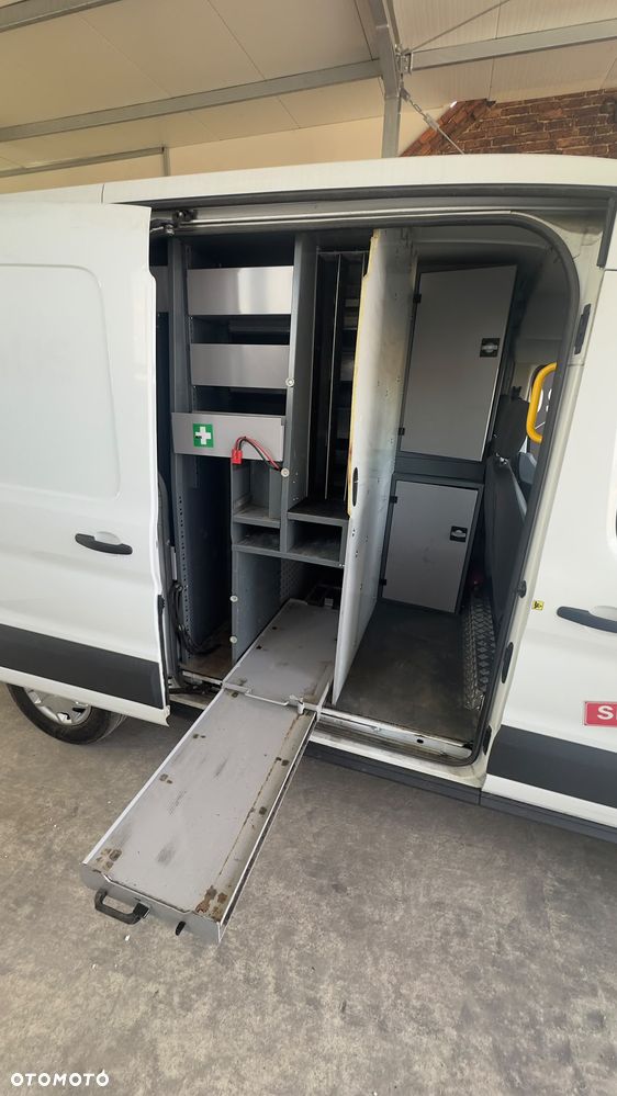 Ford Transit - 19