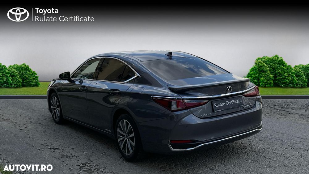 Lexus Seria ES 300h Executive - 8