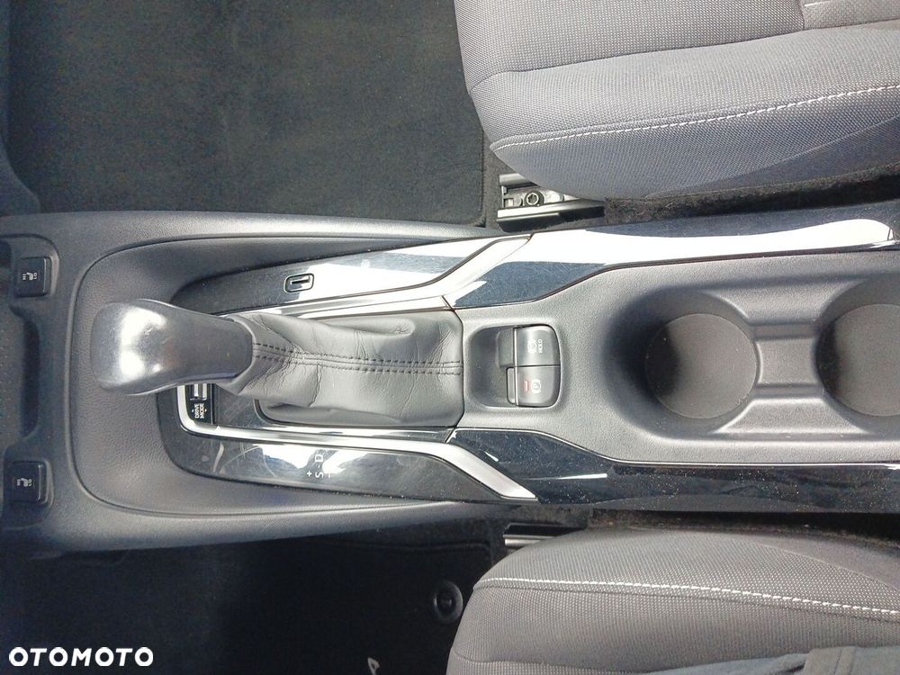 Toyota Corolla 2.0 Hybrid Comfort - 16