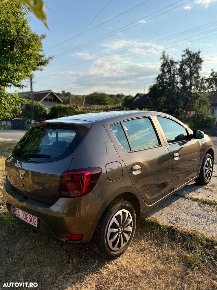 Dacia Sandero TCe 90 S&S Laureate - 4
