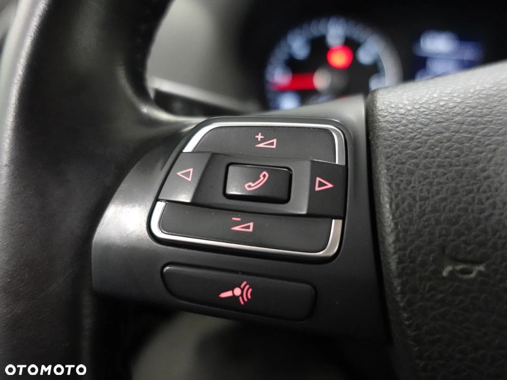 Volkswagen Sharan 2.0 TDI 4Motion BlueMotion Technology Highline - 35