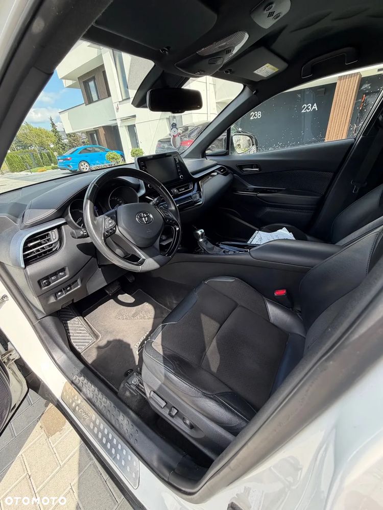 Toyota C-HR - 8