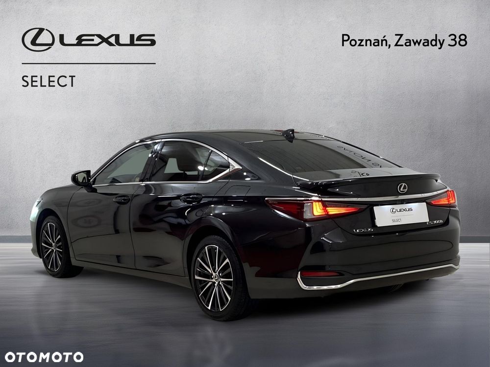 Lexus ES 300h Business Edition - 9