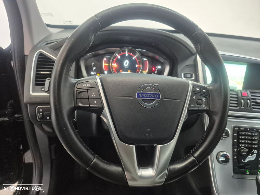 Volvo XC 60 2.0 D4 Summum Geartronic - 12