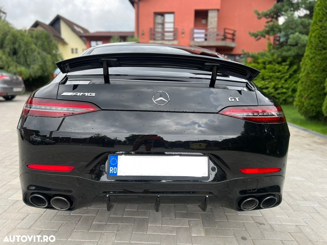 Mercedes-Benz AMG GT - 5