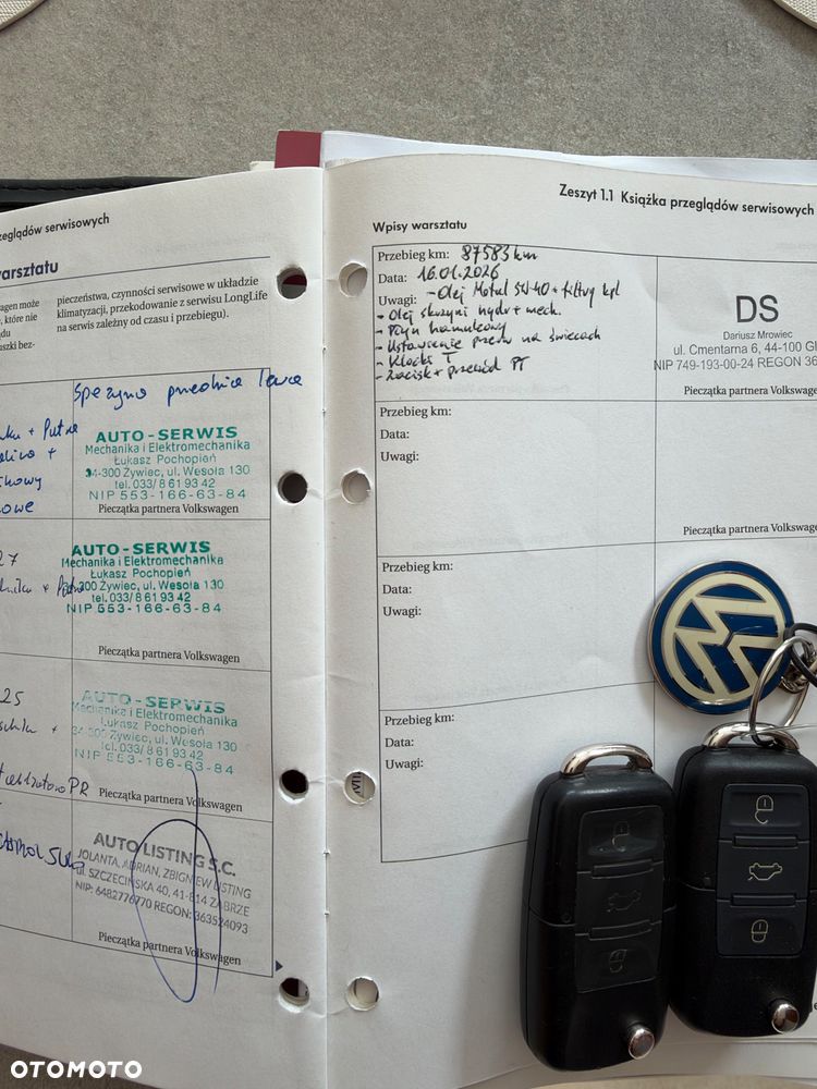 Volkswagen Golf - 25