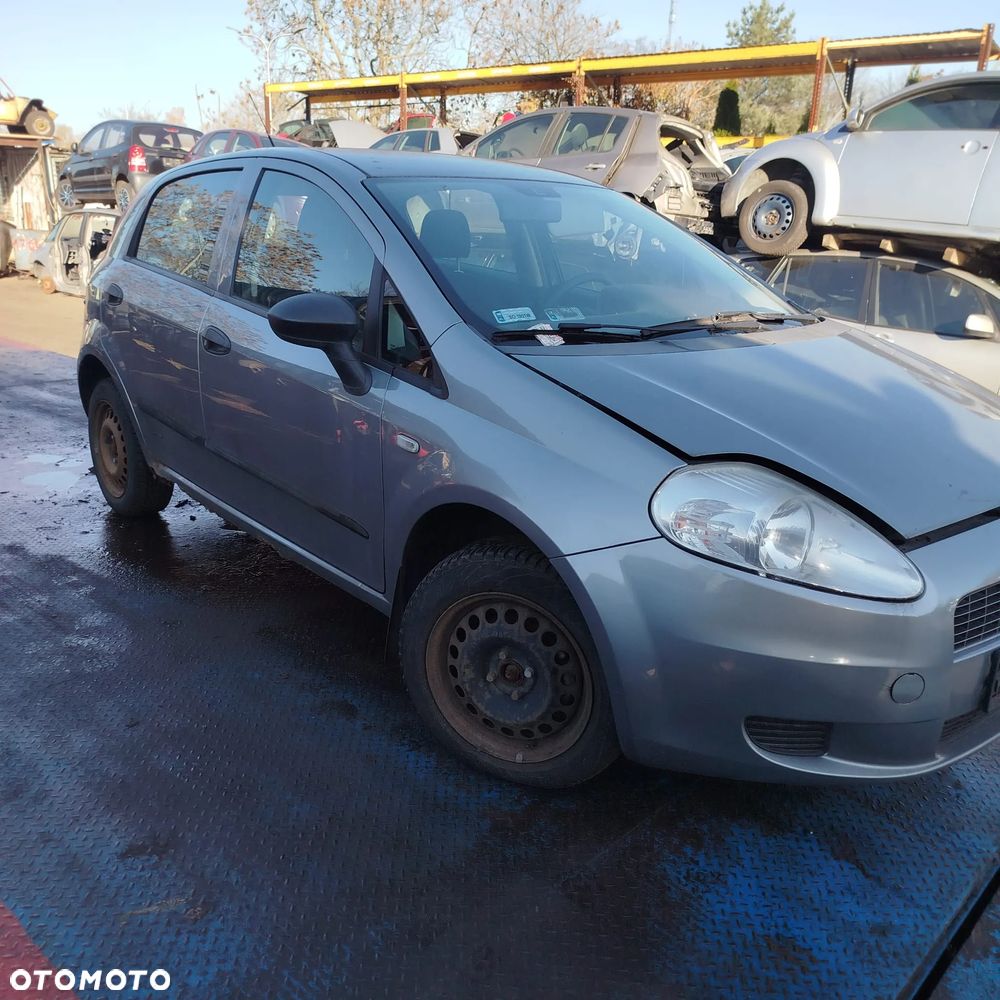 Fiat Grande Punto na części . - 3