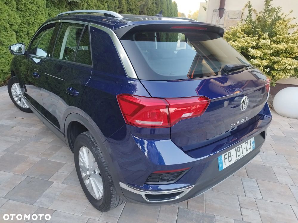 Volkswagen T-Roc - 19