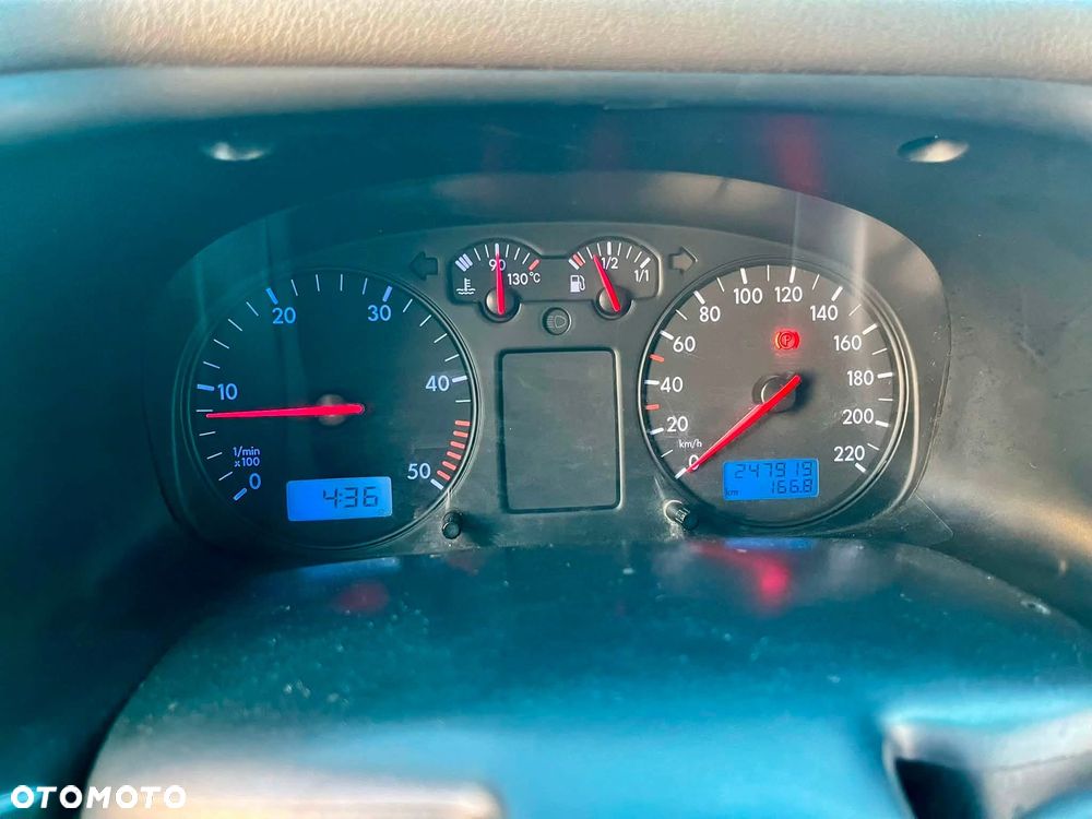 Volkswagen Transporter - 10