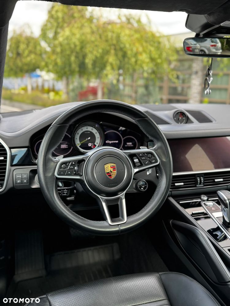 Porsche Cayenne Platinum Edition - 31