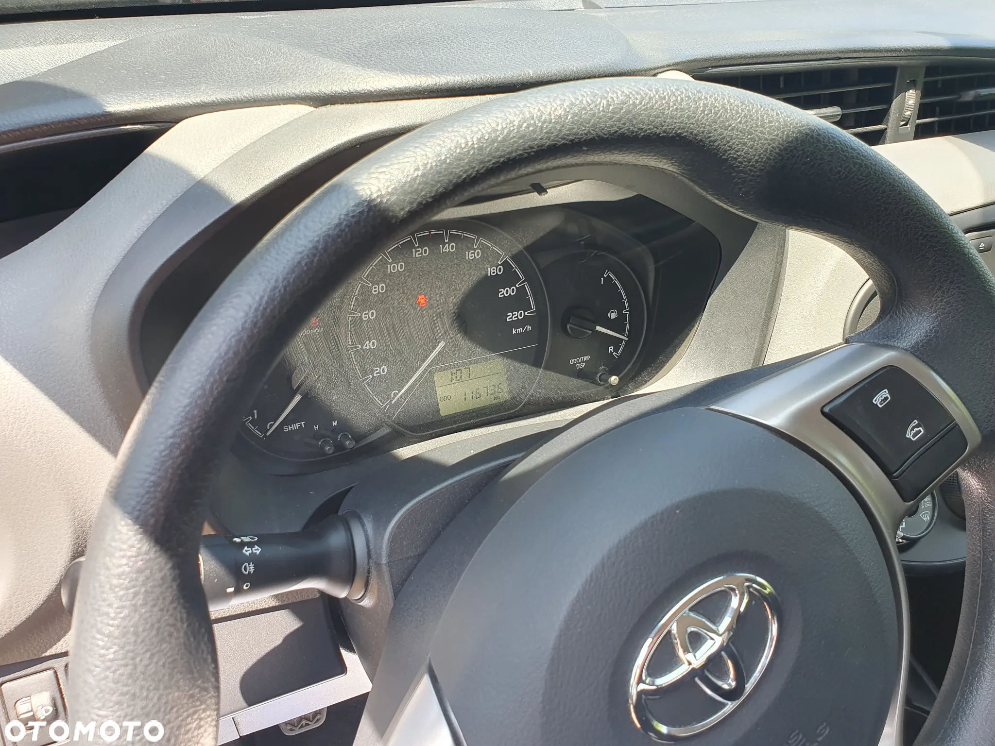 Toyota Yaris 1.5 Active - 21