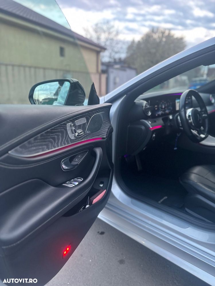 Mercedes-Benz CLS 400 d 4MATIC 9G-TRONIC AMG Line - 11