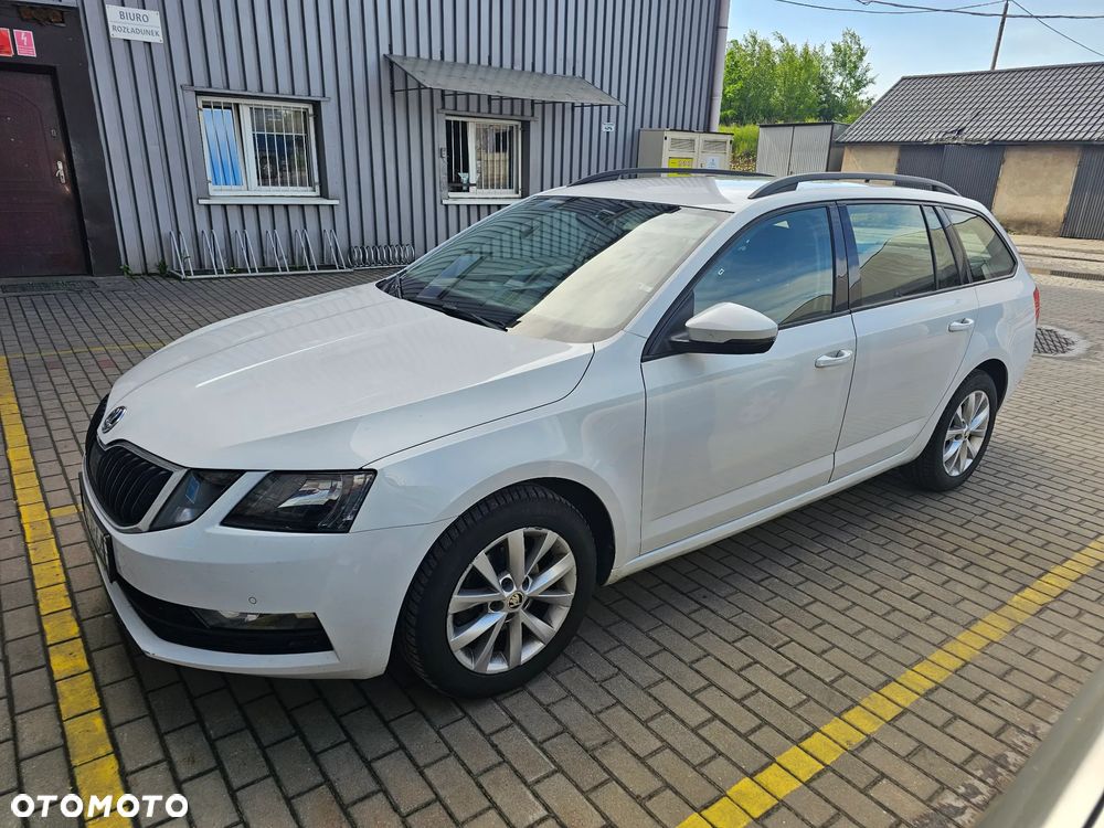 Skoda Octavia 1.6 TDI SCR Ambition - 6