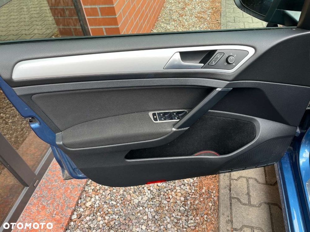Volkswagen Golf 1.4 TSI BlueMotion Technology Cup - 18