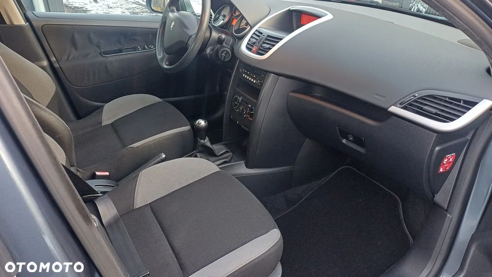 Peugeot 207 90 Tendance - 13