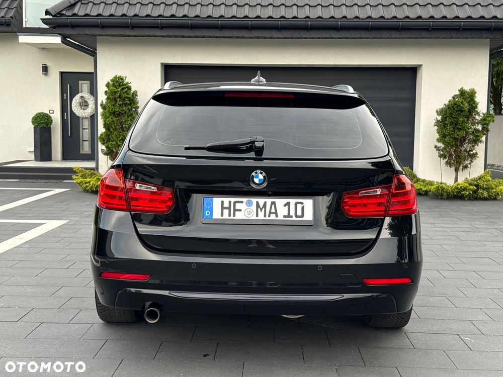 BMW Seria 3 320d Sport Line - 9