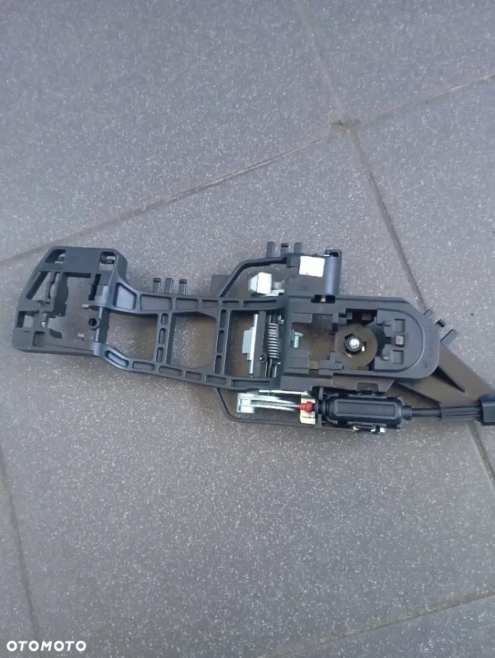Zamek drzwi przesuwanych Transit Custom - 3