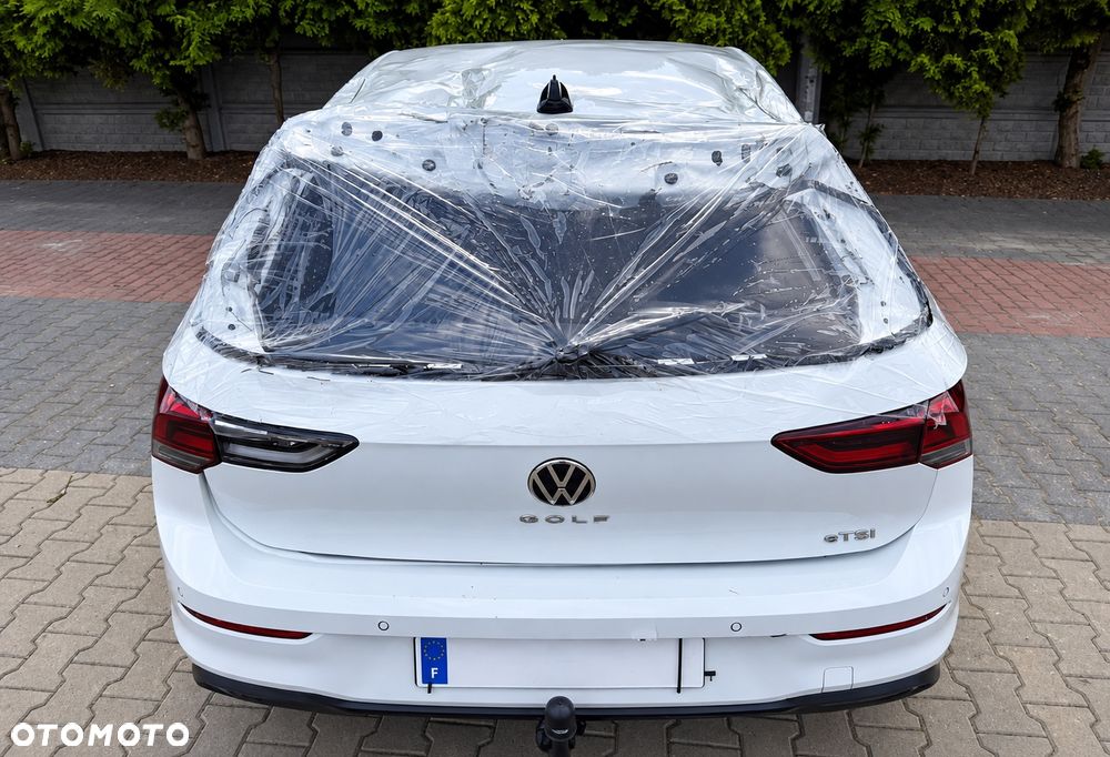 Volkswagen Golf - 6