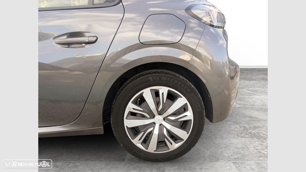 Peugeot 208 1.2 PureTech Active Pack - 11