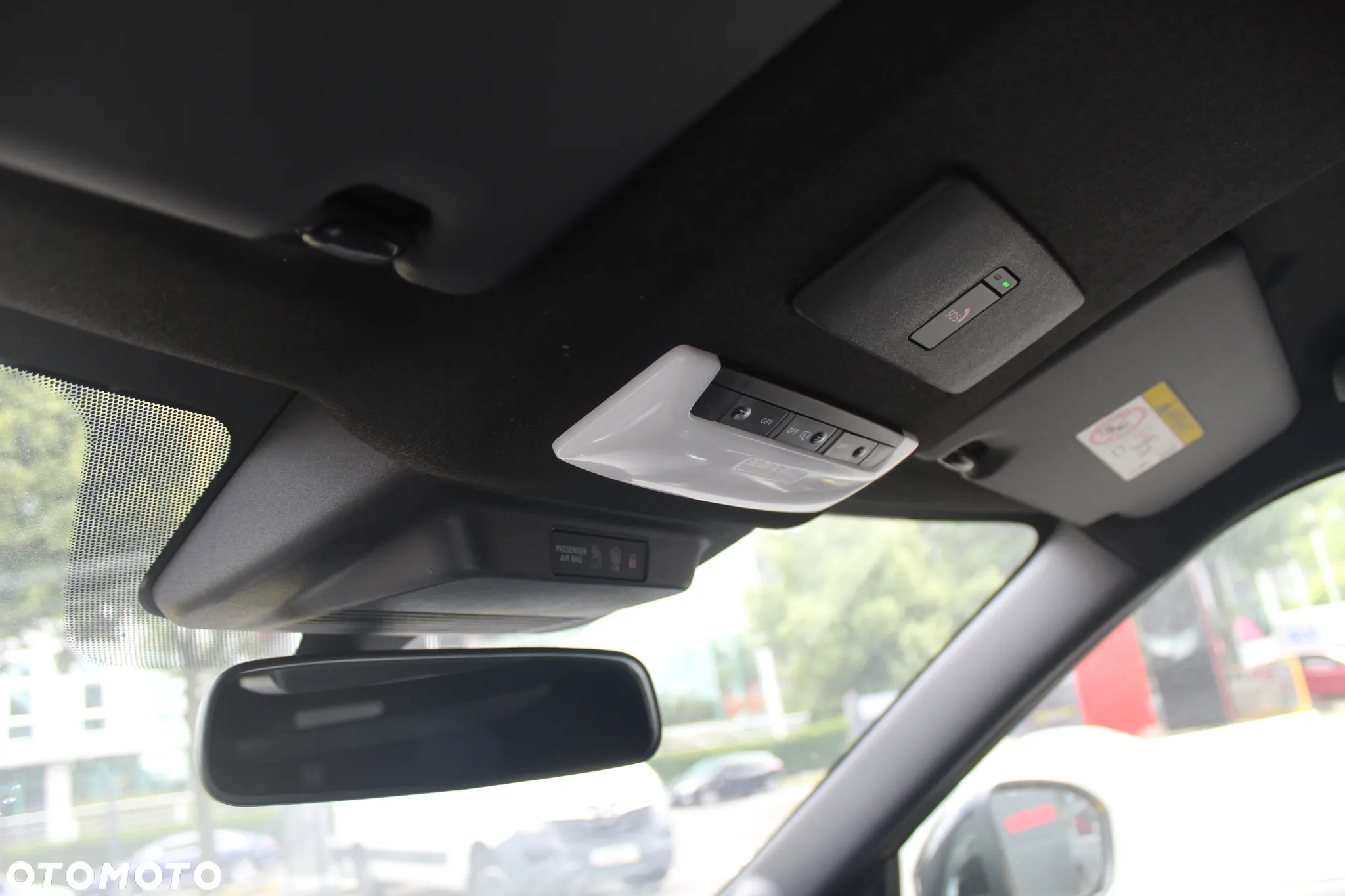 Nissan Juke 1.6 Hybrid N-Connecta AMT - 26