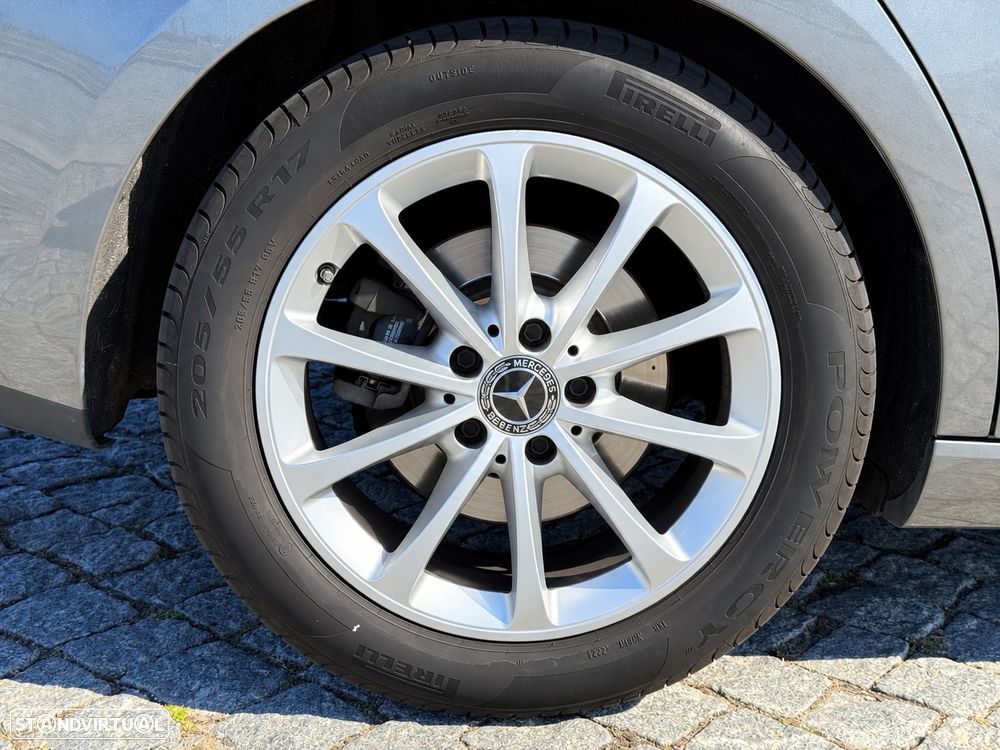 Mercedes-Benz CLA 180 d Shooting Brake Business Solutions Aut. - 11