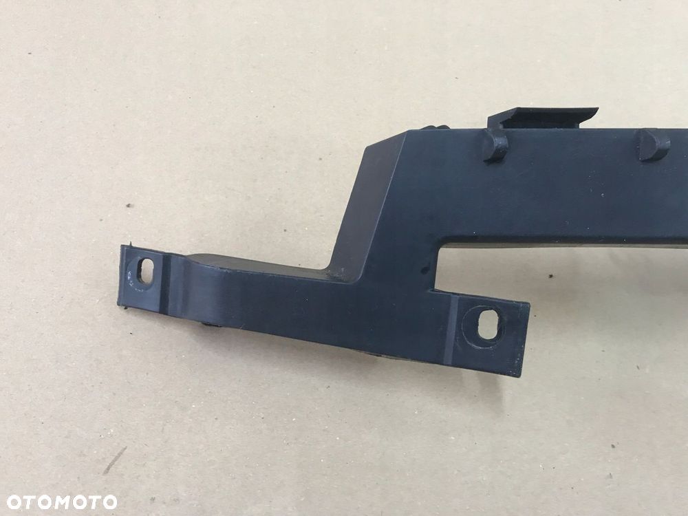 OPEL MERIVA B ŚLIZG WSPORNIK POD LAMPĘ PRAWY LUB LEWY GM - 3