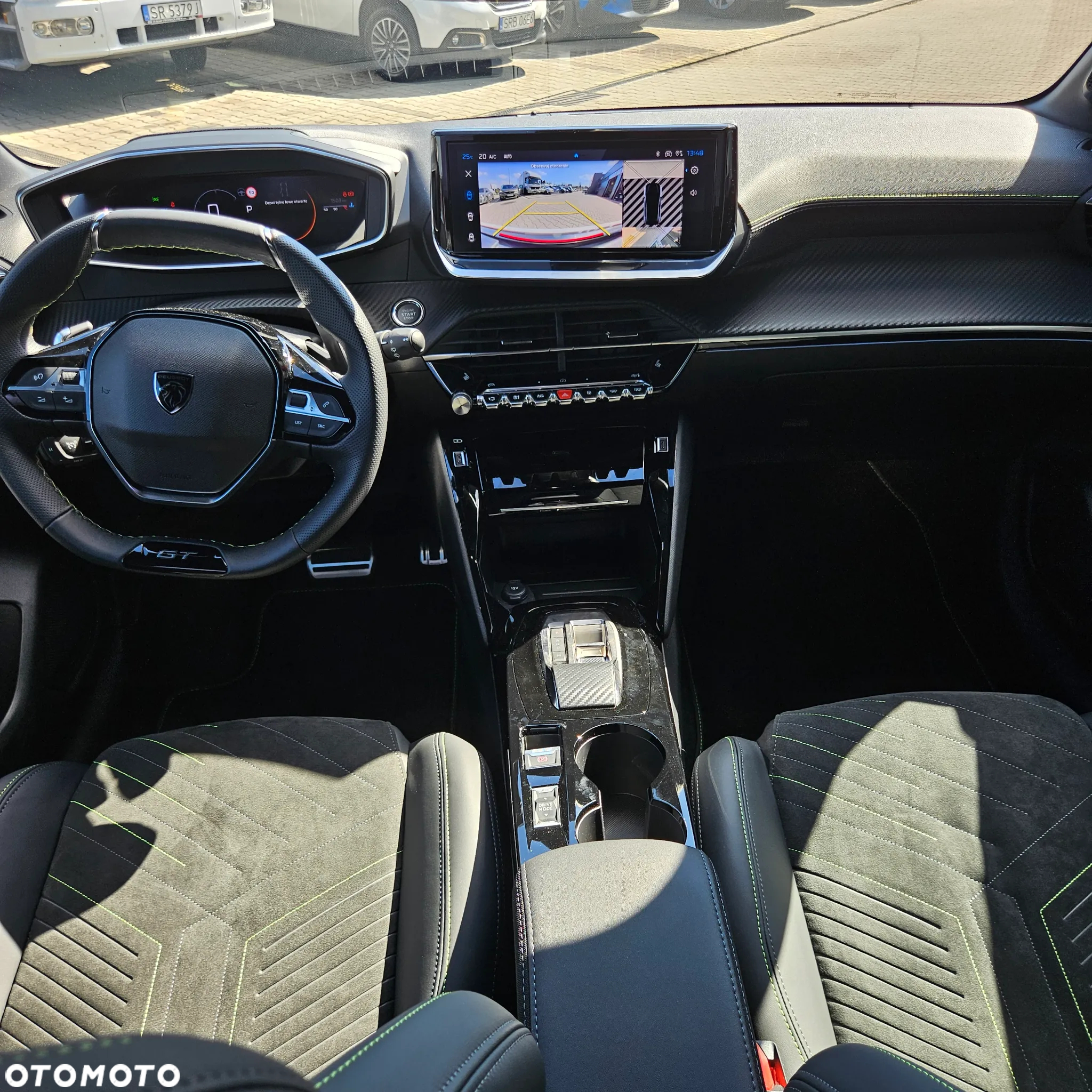 Peugeot 208 1.2 mHEV GT - 14