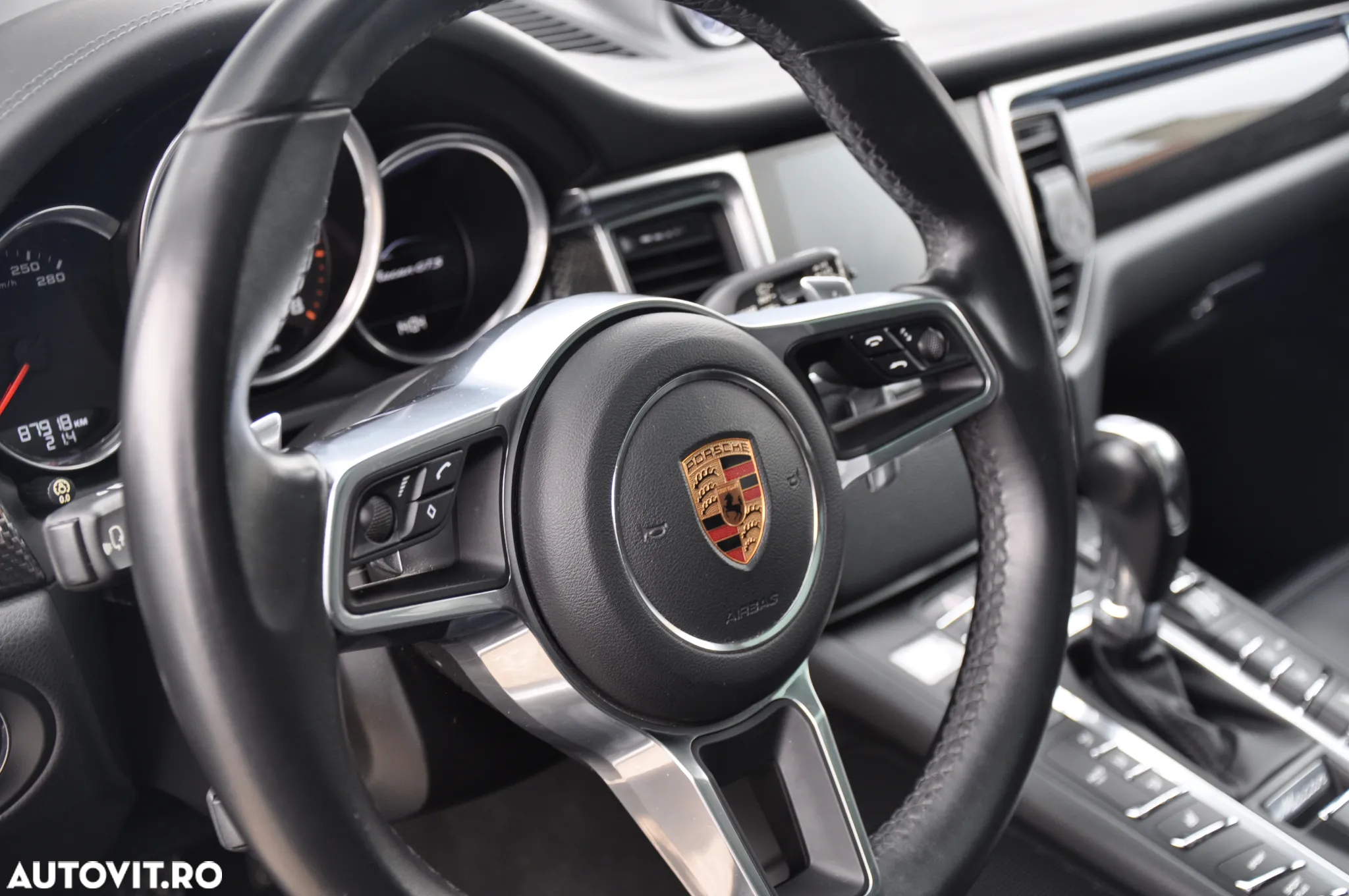 Porsche Macan GTS PDK - 26