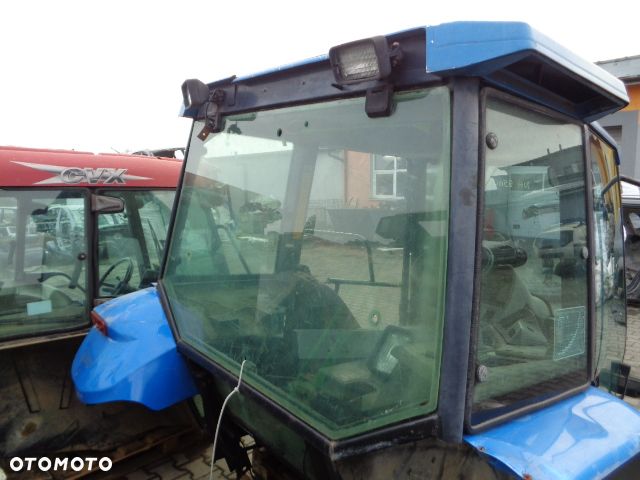 Kabina stelaż rama dach New Holland 8560 - 5