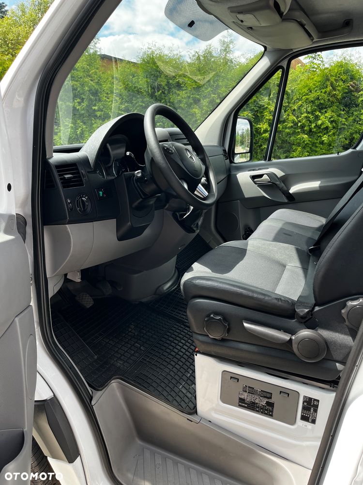 Mercedes-Benz Sprinter - 5