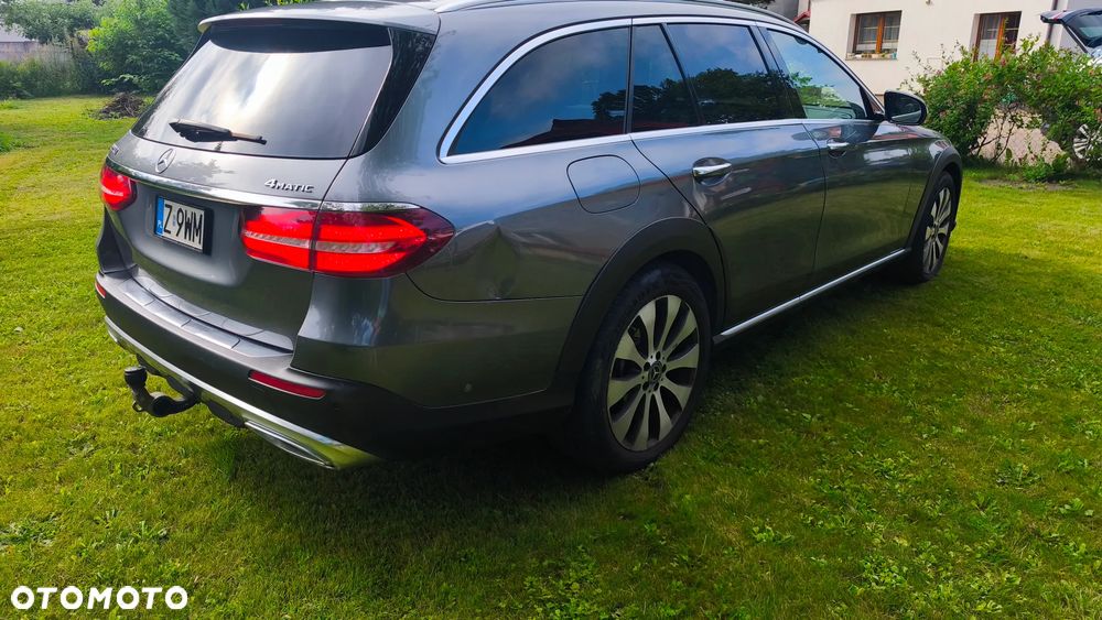 Mercedes-Benz Klasa E 220 d 4-Matic All-Terrain - 8