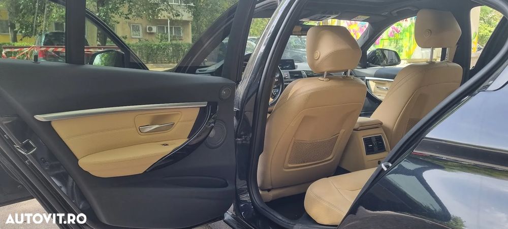 BMW Seria 3 330e iPerformance M Sport - 12