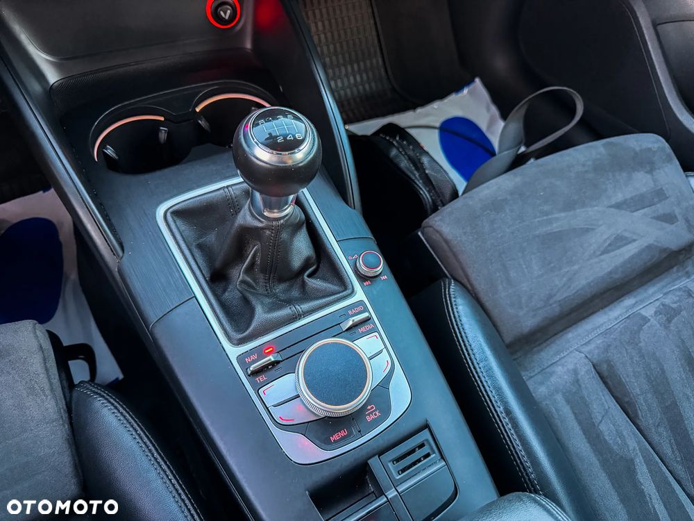Audi A3 Sportback - 18