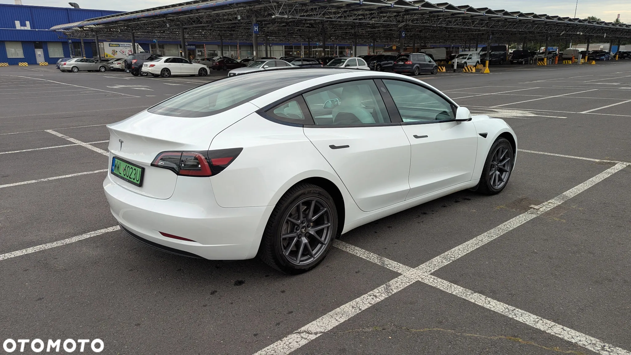 Tesla Model 3 RWD - 4