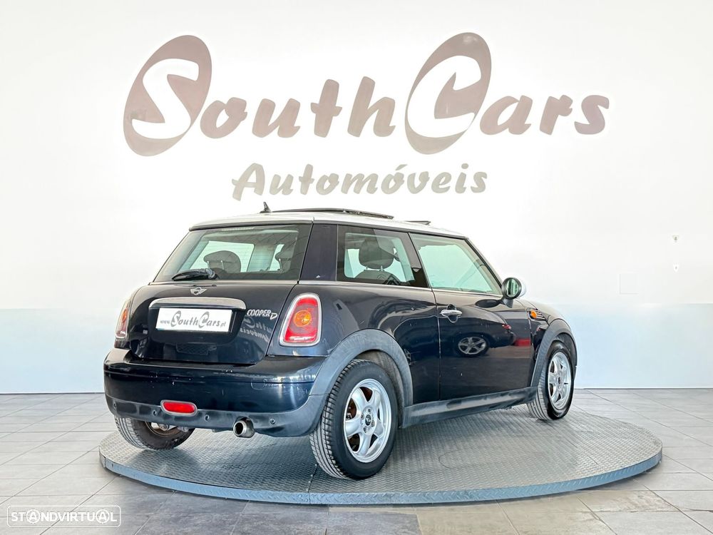 MINI 3 Portas Cooper D - 4