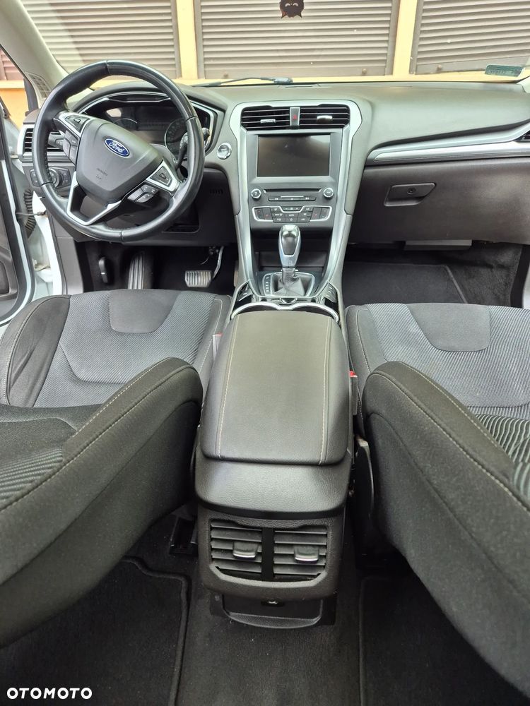 Ford Mondeo - 10
