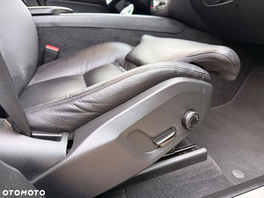 Volvo XC 60 B4 D Geartronic Inscription - 33