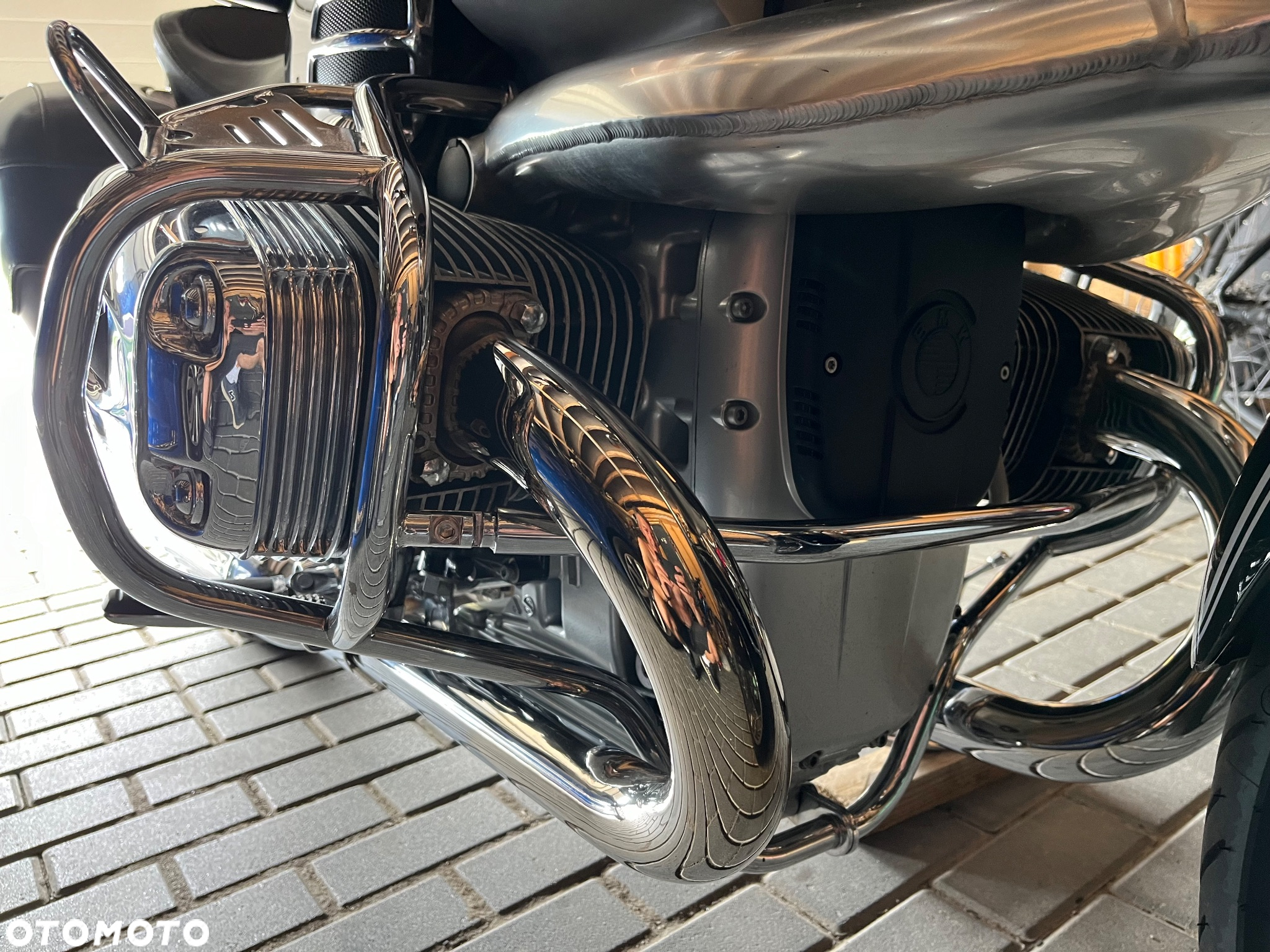 BMW R - 8