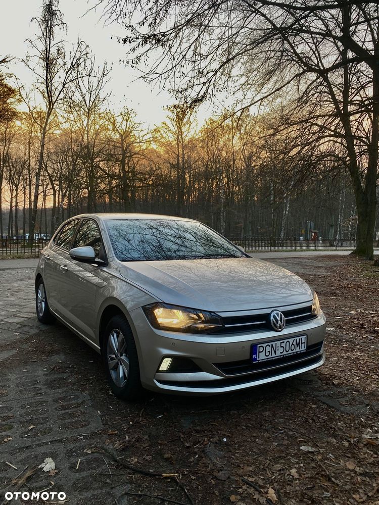 Volkswagen Polo 1.0 TSI Comfortline - 1
